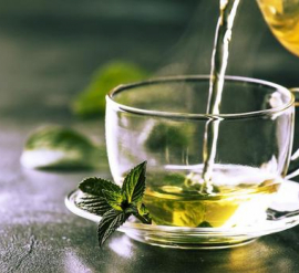 What is Green Tea? What Are the Cardiovascular Health Benefits?