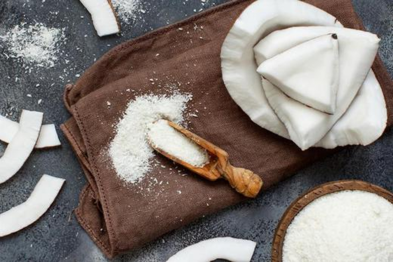 What is Coconut Flour? What are the Benefits? Where to use?