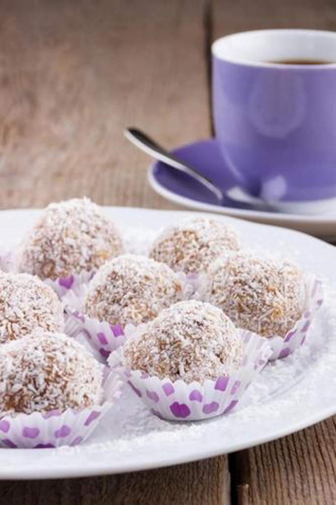 Fit Coconut Balls 