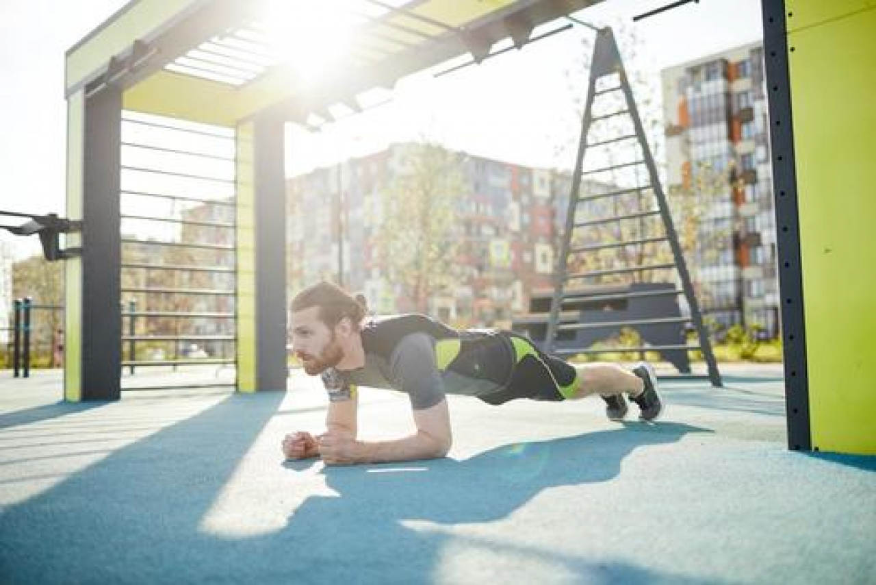 What Are The Most Common Mistakes During Plank Exercise?